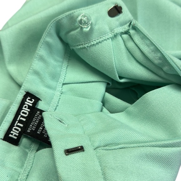 Hot Topic Mint White Pleated Mini Cheer Skirt Preppy Goth Anime Size Small - Picture 10 of 12